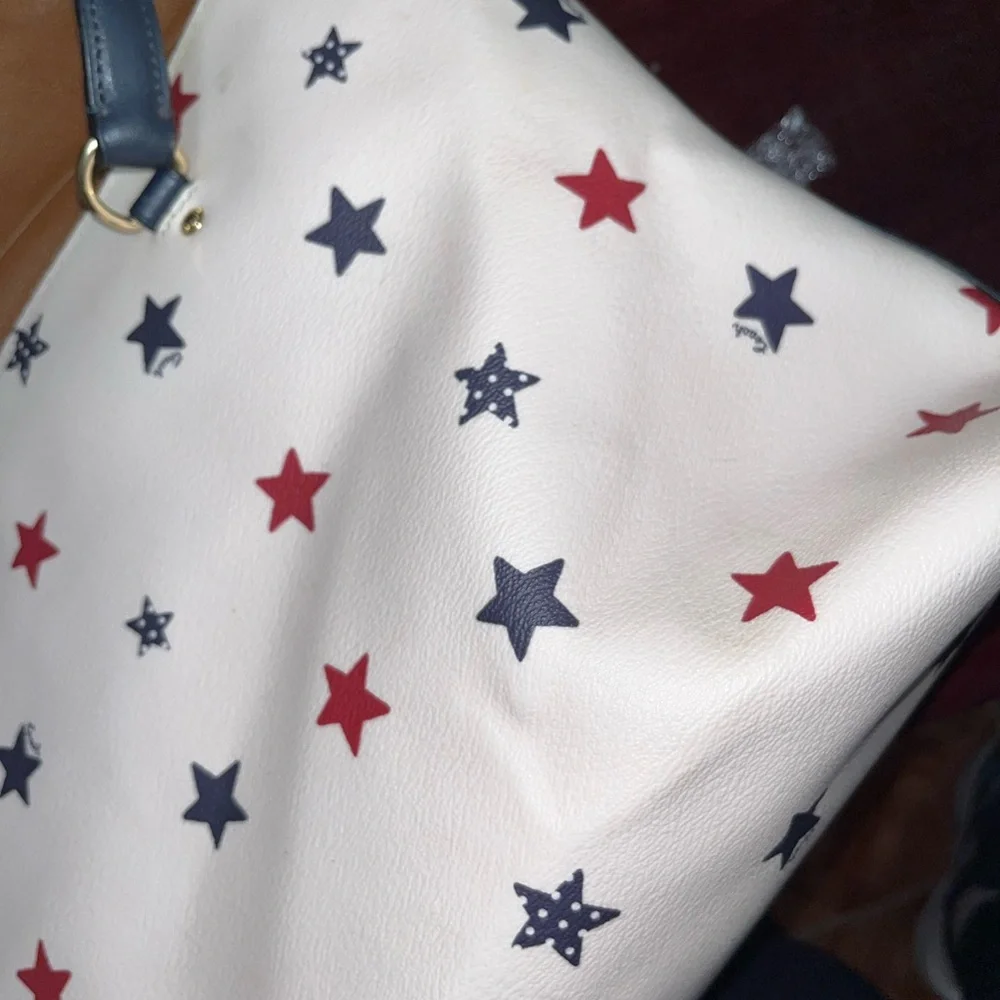 Coach Cream Leather Tote with Red and Navy Star Print - Picture 9 of 11